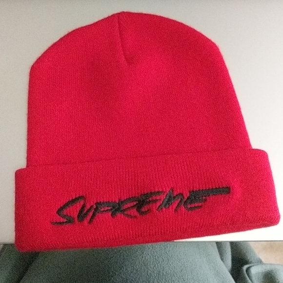Supreme x Futura Red Beanie (F/W 2011) (Like NEW) - Picture 1 of 3